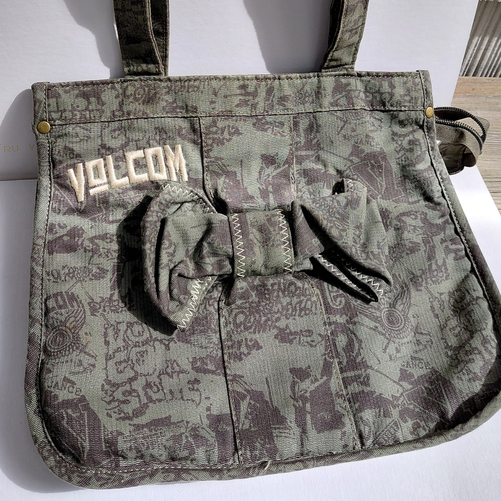 Volcom Green Women's Bag with Bow Accent